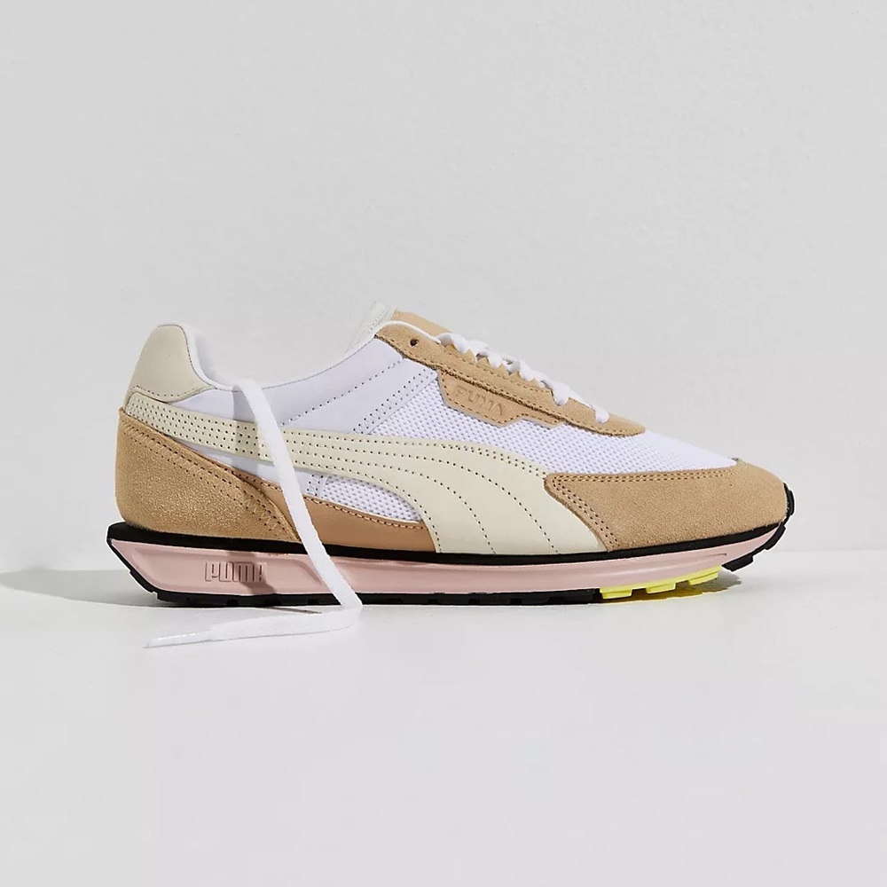 Puma Low Rider Infuse Women’s Sneaker - Picture 2 of 7